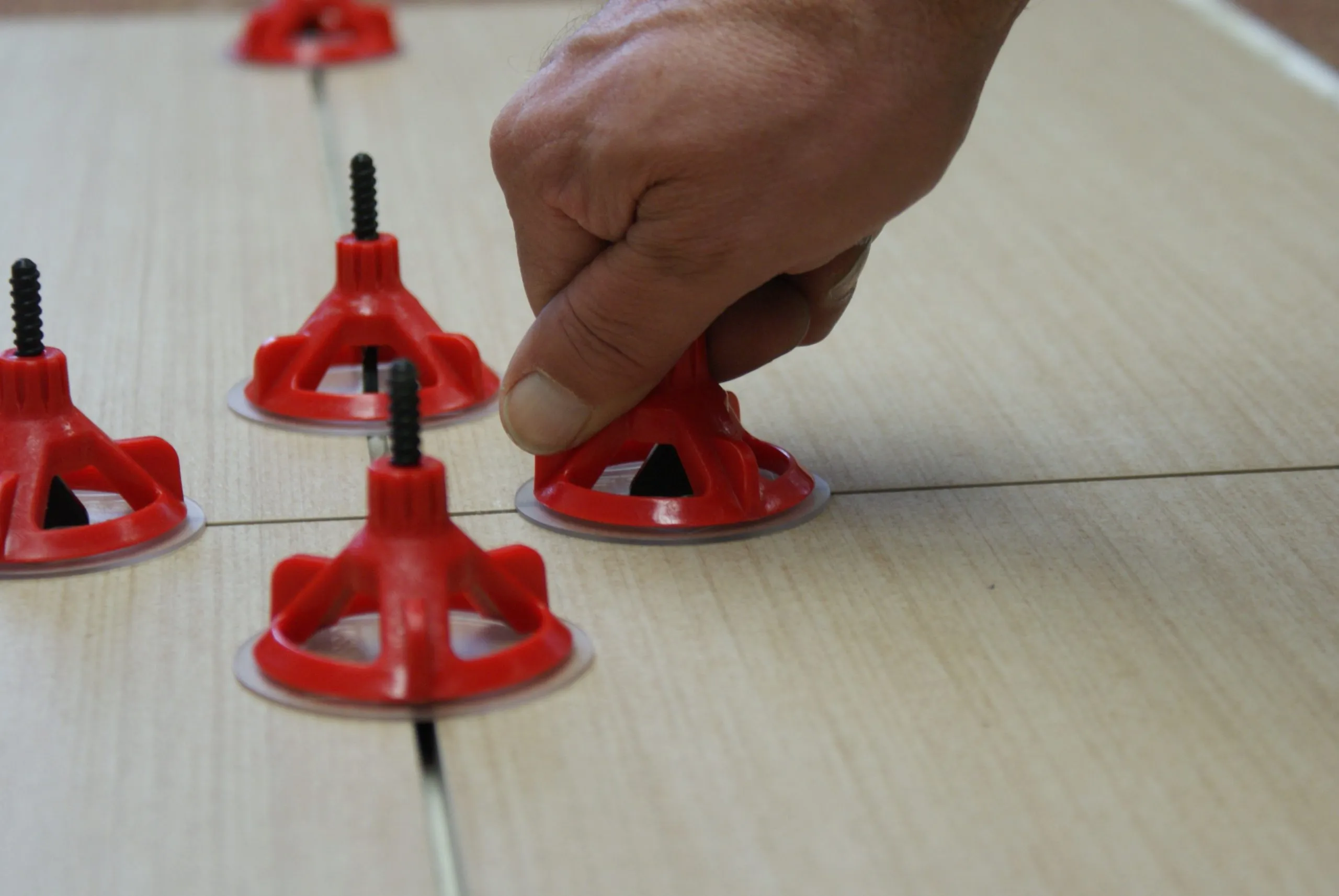 RTC Spin Doctor 1/8" Base 250/PC Tile Leveling Systems RTC Spin Doctor 1/8" Base 250/PC Tile Leveling Systems - Detroitdiamondtools