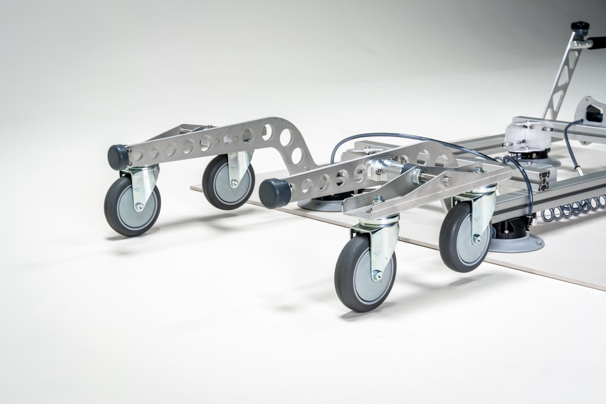 Omni Cubed Ergo Grip™ Large Format Tile Tool Photo 6 Omni Cubed Ergo Grip™ Large Format Tile Tool - detroitdiamondtools