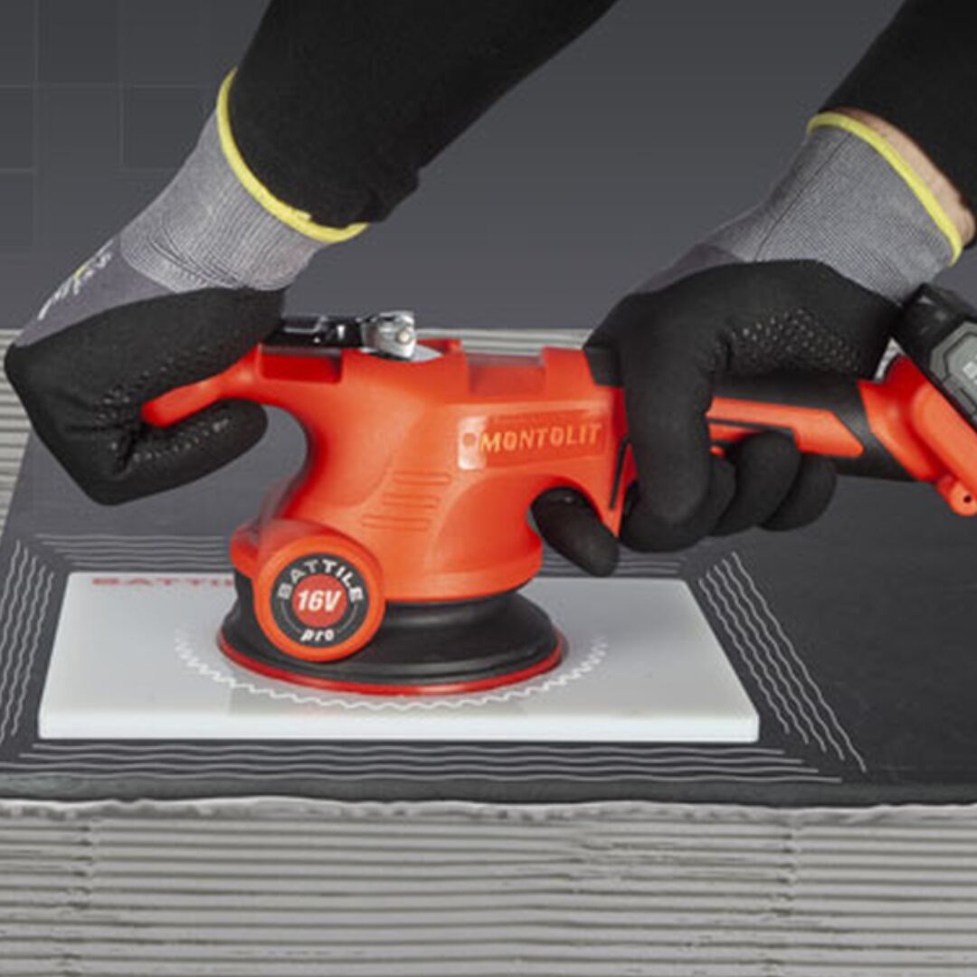 MONTOLIT BATTILE PRO-4 (1) Professional Thumping Suction Cup w/Case