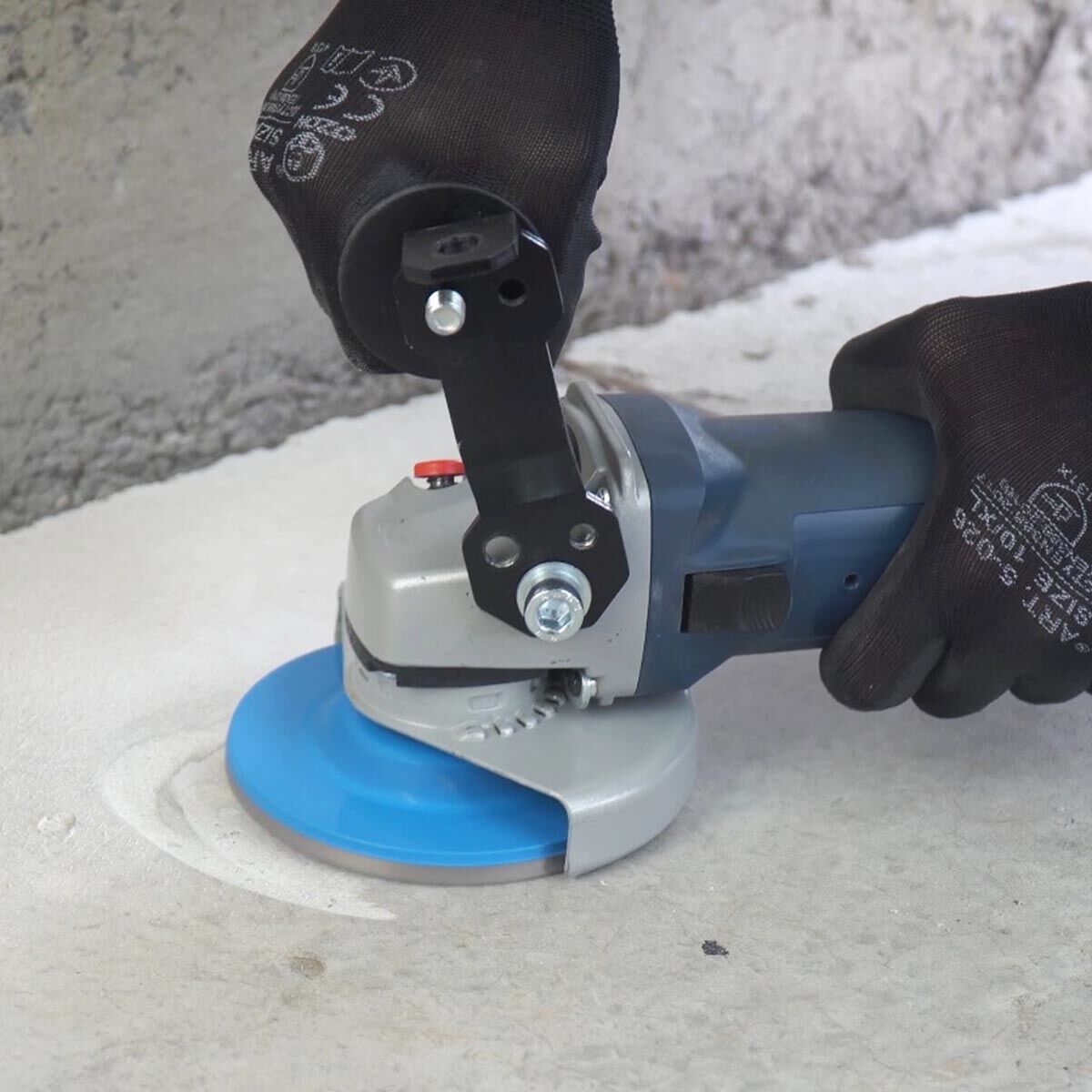 71419031021-5 ERGONOMIC ANGLE GRINDER HANDLE 4.5"–5" – ANTI-VIBRATION COMFORT GRIP